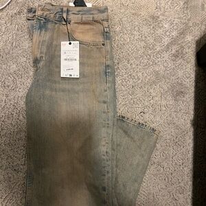 ZW Collection Mid-Rise Relaxed Boyfriend Jeans size US 4